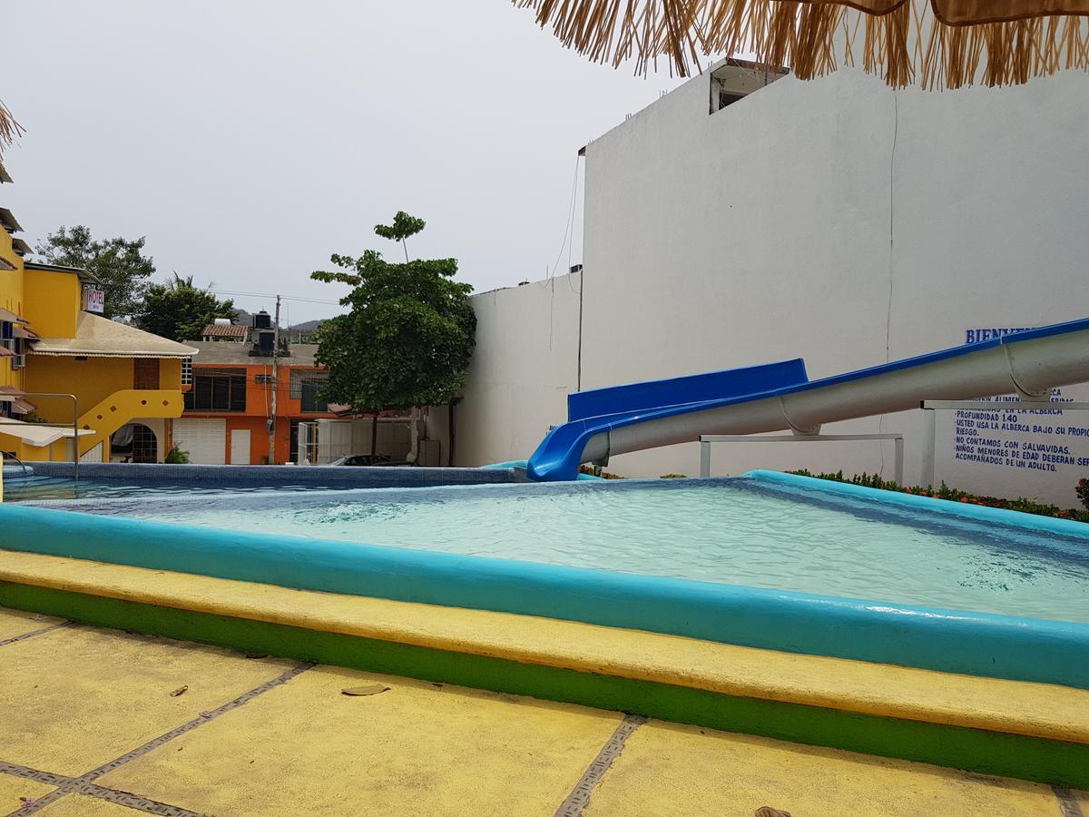 Hotel Bahia Ixtapa  Exterior foto